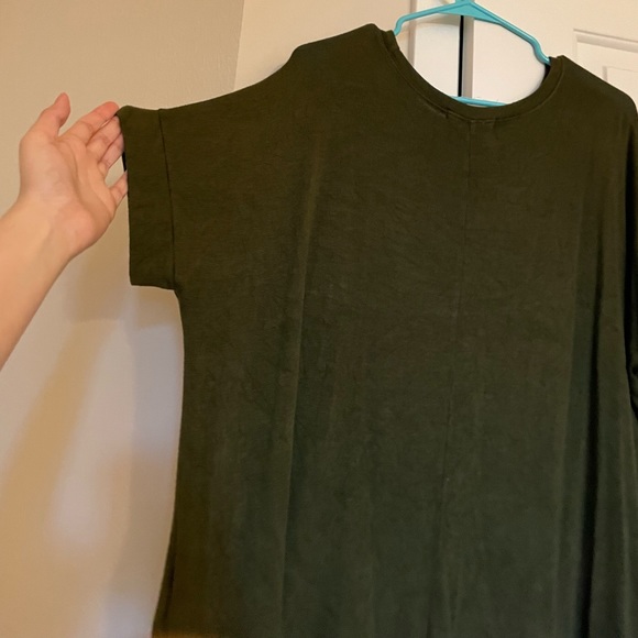 Urban Outfitters Truly Madly Deeply Green T-Shirt - Picture 3 of 7